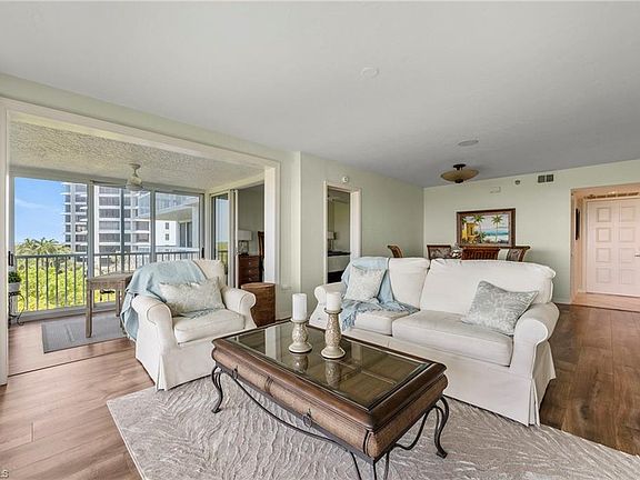 4th image of 5501 Heron Point DR #403