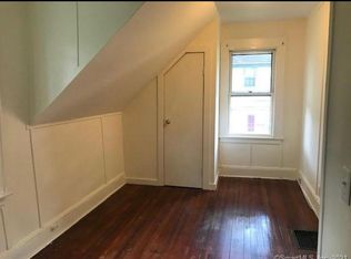 183 Lawrence St, Bridgeport, CT 06604