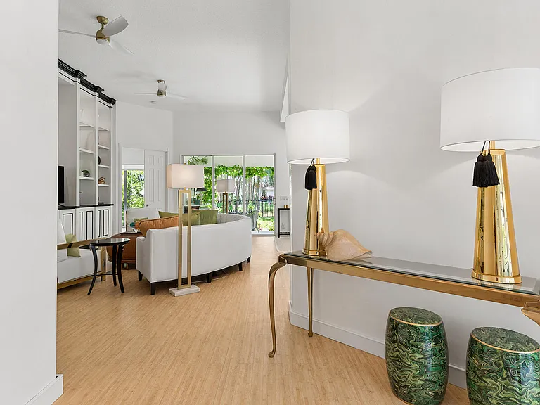 7808 Quida Dr — Photo 3