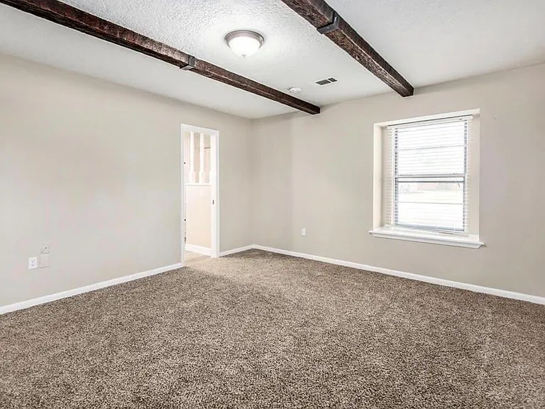 12510 Old River Dr — Photo 10