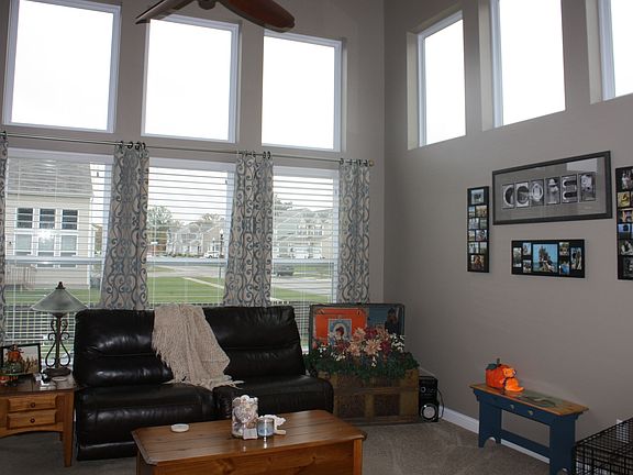 4th image of 1378 Park Meadow Dr