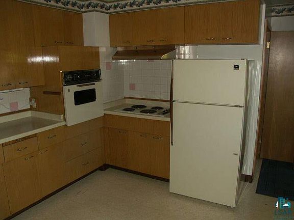 2nd image of 2225-2227 Hughitt Ave