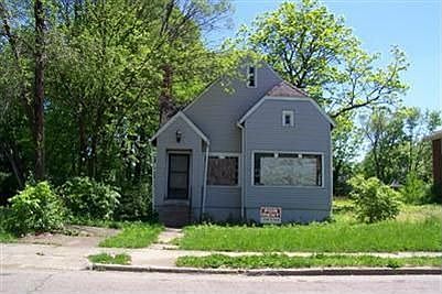 1st image of 256 Victor Ave