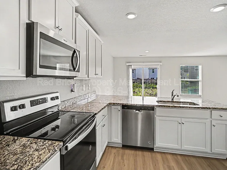 7112 Galway City St — Photo 15