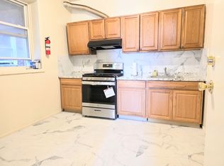 2846 W 17th St #1, Brooklyn, NY 11224