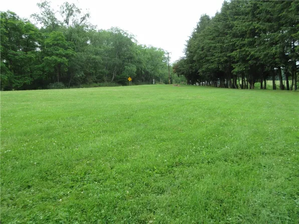 0 Valencia Rd, Mars, PA 16046