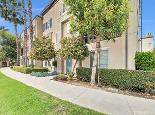 27 Larry Beard Dr, South El Monte, CA 91733