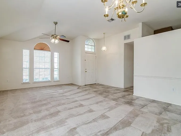 7210 Gillon Dr — Photo 7