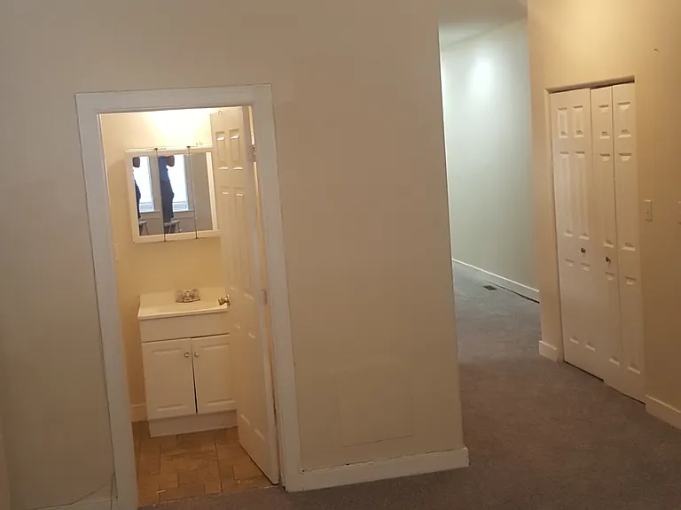 702 N Franklin St #1 — Photo 9