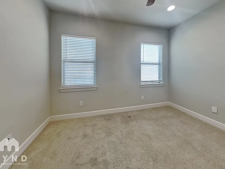 5309 Inker St — Photo 11
