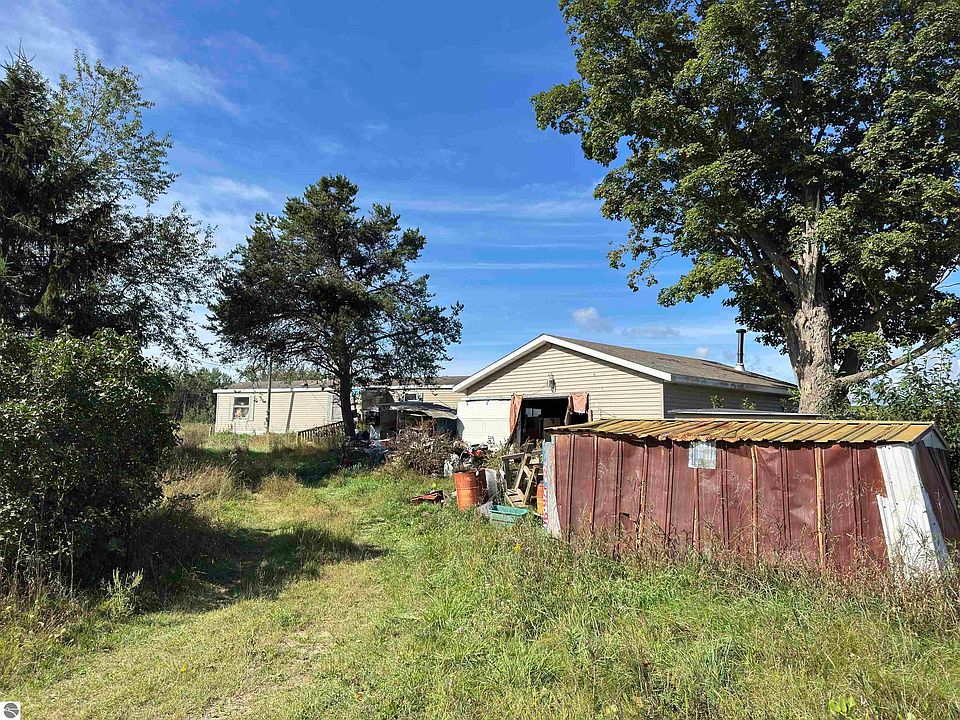 1st image of 2190 S 23rd Rd