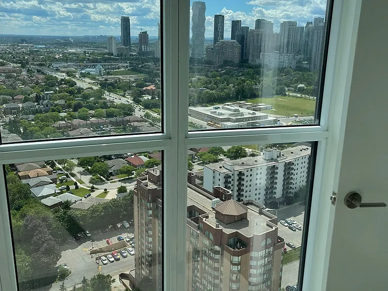 1 Fairview Rd E #3109 — Photo 8