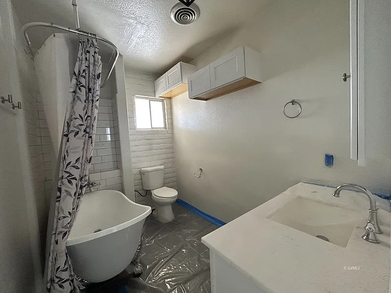 480 E Highway 70 #101 — Photo 5