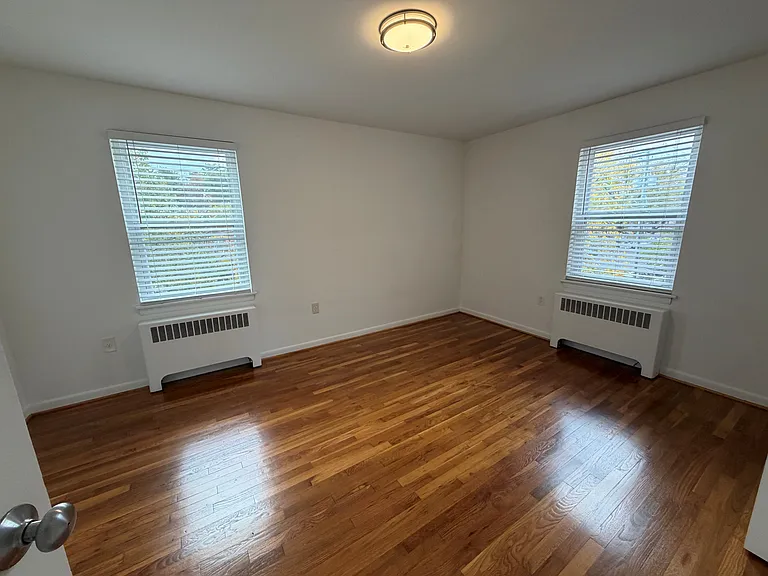 5601 2nd St NE #5 — Photo 7