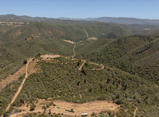 500 Peregrine Rd, Mokelumne Hill, CA 95245