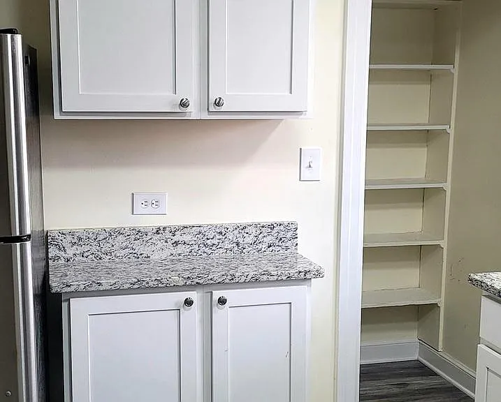480 W South St #2 — Photo 6