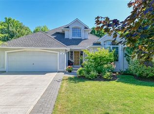 10 Lucia Ct, Niagara On The Lake, ON L0S1J0