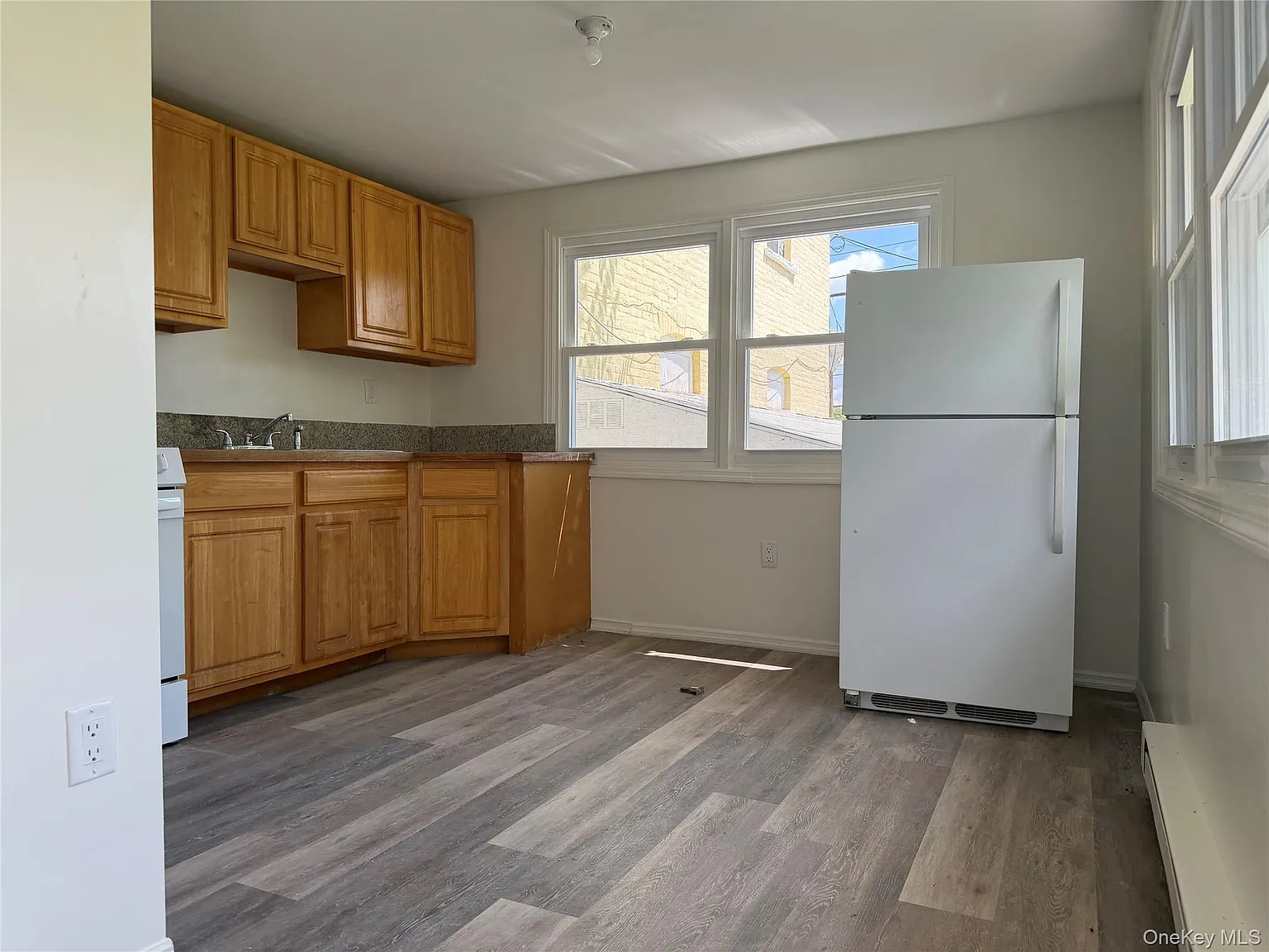 1 bed, 1.0 bath, 650 sqft, $1,650 — Photo 2