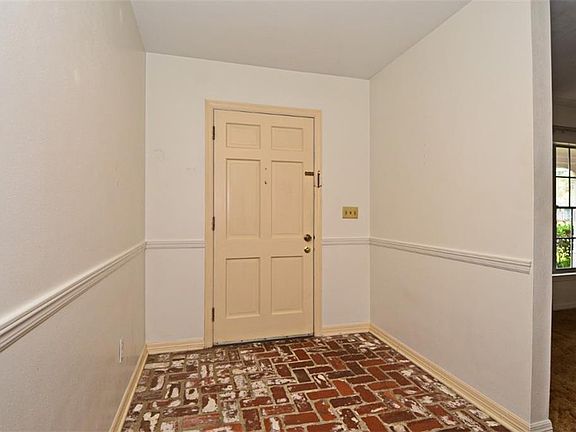 4th image of 1908 S Mellonville Ave