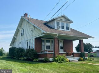 77 S Kemp Rd, Kutztown, PA 19530