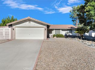15710 Nassau Dr, Victorville, CA 92395