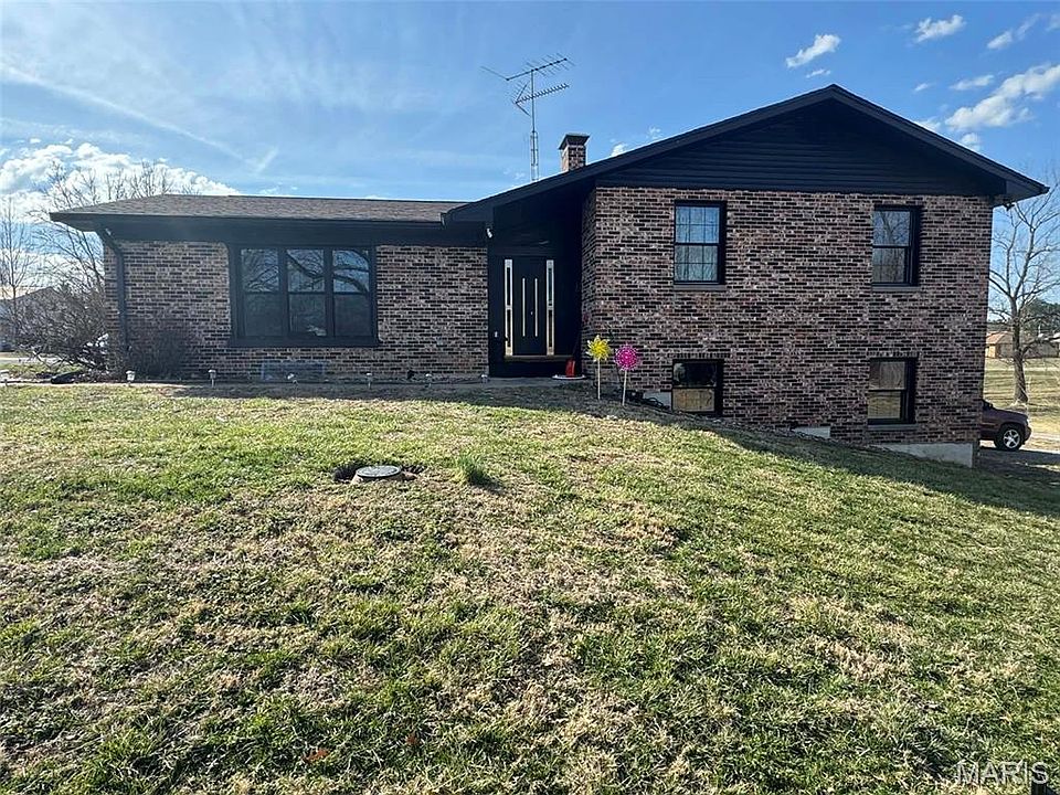 1st image of 701 S Ridge Ave