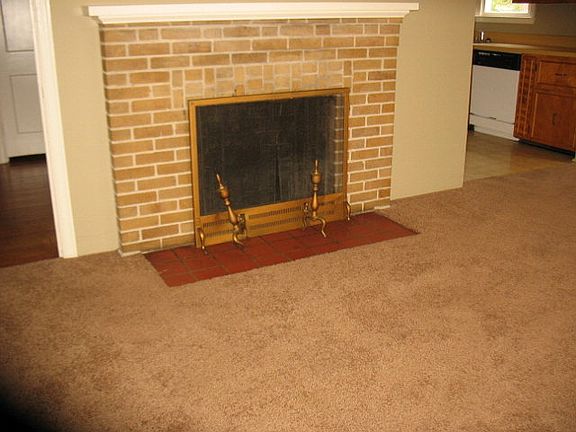 2nd image of 1714 Iola Dr