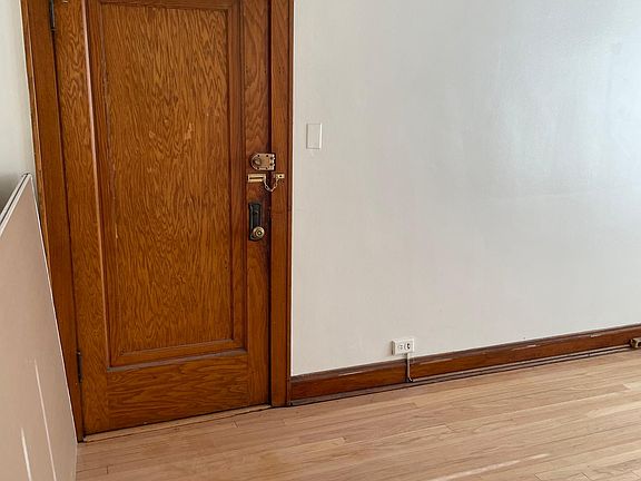 3rd image of 2739 N Laramie Ave Floor 2