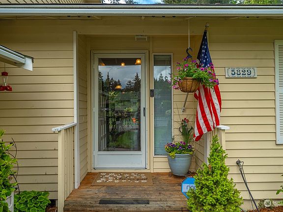 3rd image of 5829 14th Street Ct NE