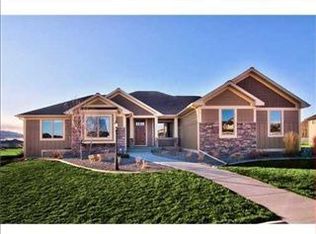 3956 Summerwood Dr, Billings, MT 59106