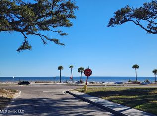 627 Hardy Ave, Gulfport, MS 39501