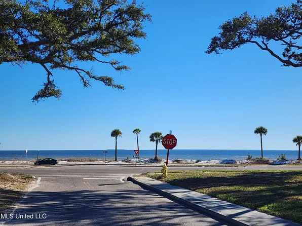 627 Hardy Ave, Gulfport, MS 39501