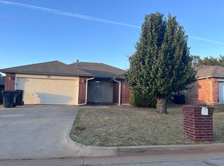 513 NW 174th St, Edmond, OK 73012