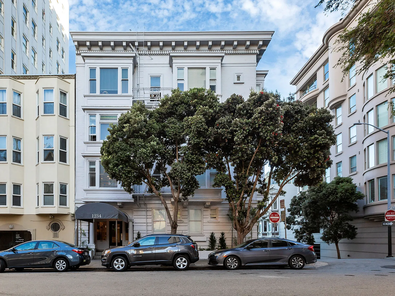 1234 Jones — Photo 4