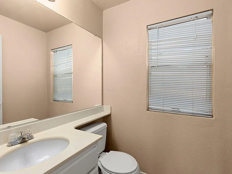 1707 Landing Dr — Photo 14