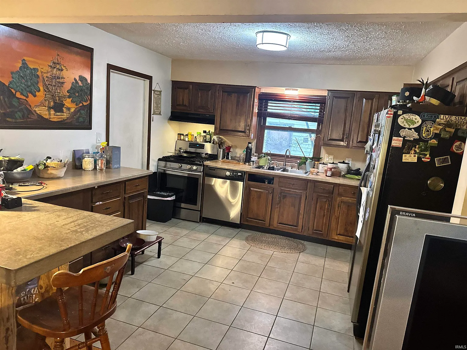 3 bed, 1.0 bath, 2336 sqft, $1,800 — Photo 4