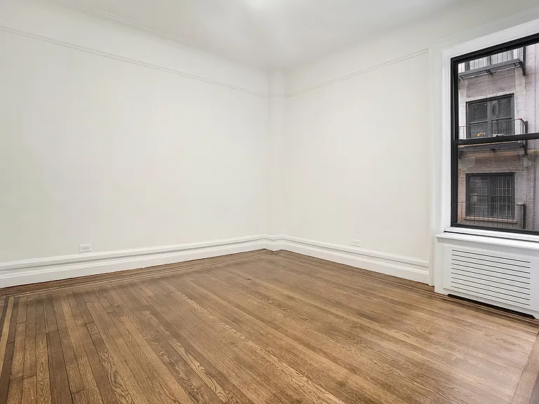 166 W 72nd St #3-C — Photo 5