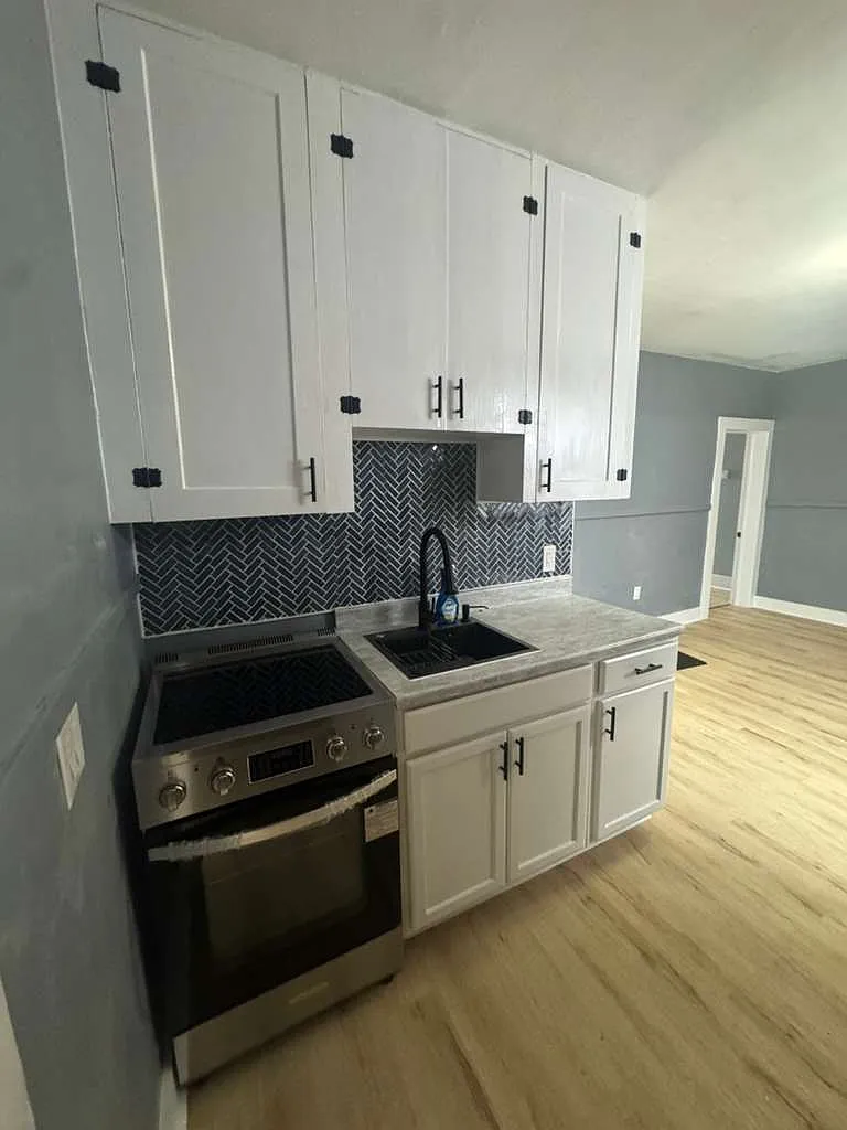 2 bed, $1,150 — Photo 4