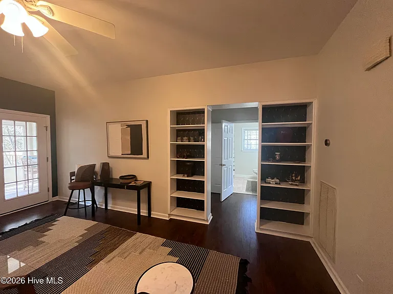 736 Ginseng Dr — Photo 21
