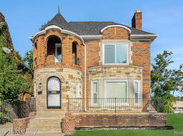 17590 Stoepel St, Detroit, MI 48221