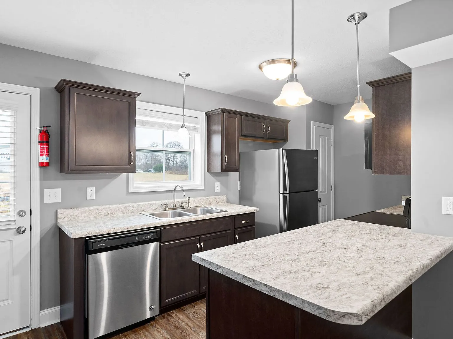 Professional Park Townhomes — Photo 3
