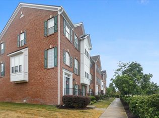 13310 Golden Gate Dr W, Carmel, IN 46074