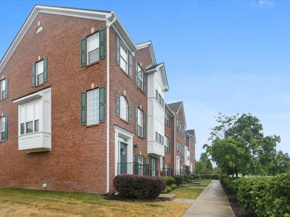 13310 Golden Gate Dr W, Carmel, IN 46074