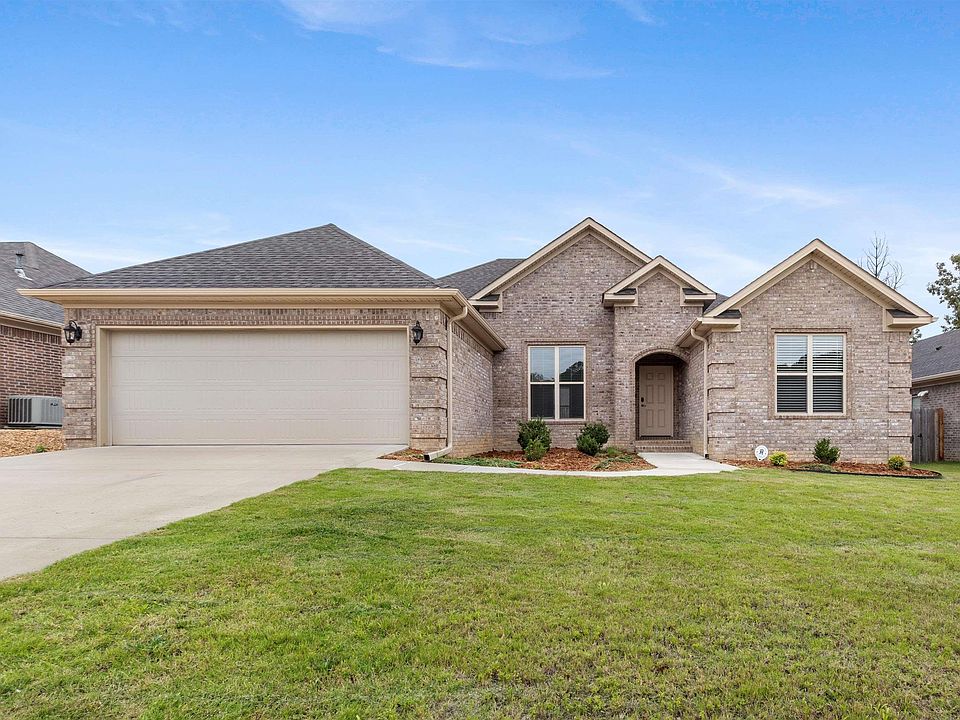 1st image of 102 Sanibel Cir