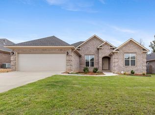 102 Sanibel Cir, Little Rock, AR 72210