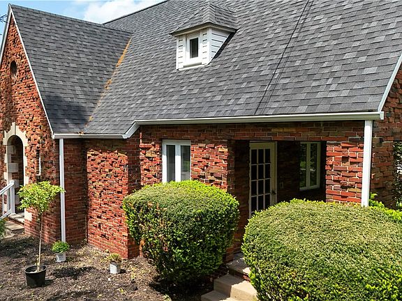 2nd image of 106 Milheim Dr
