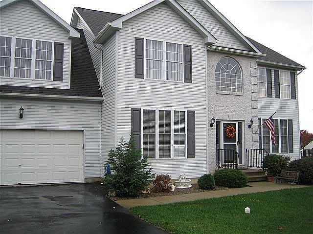 3906 Peacock Drive
