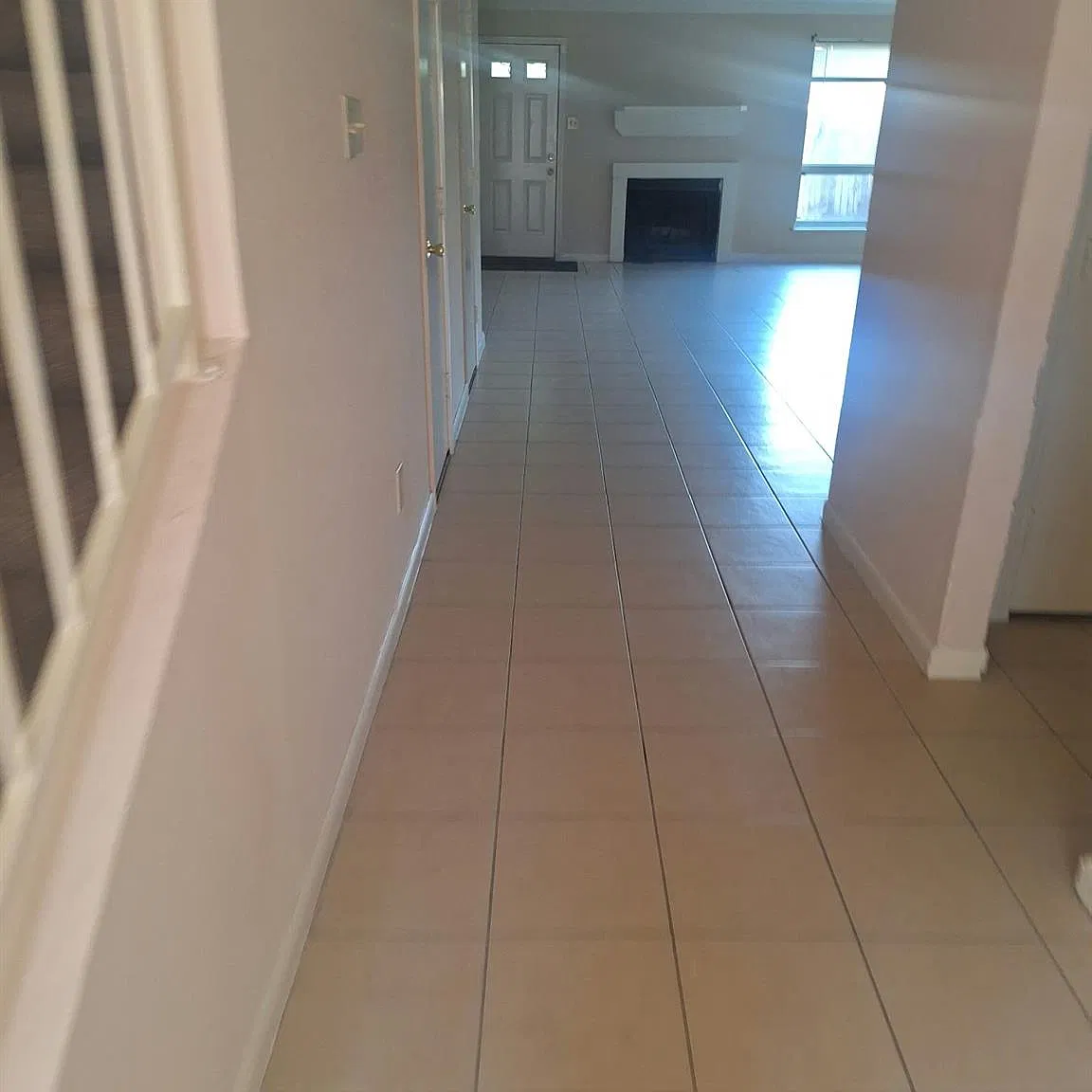 3 bed, 2.5 bath, 2156 sqft, $1,450 — Photo 3