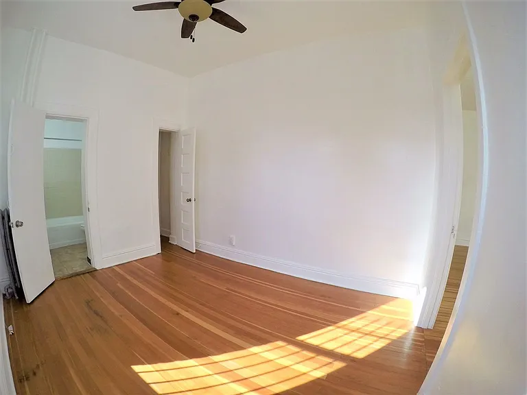 1311 N Downing St — Photo 16