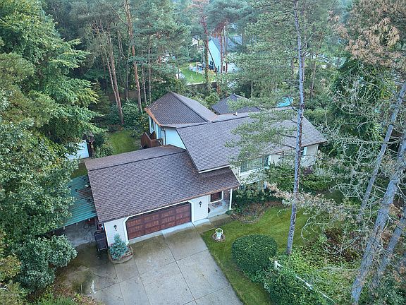 2nd image of 14034 Deer Cove Dr